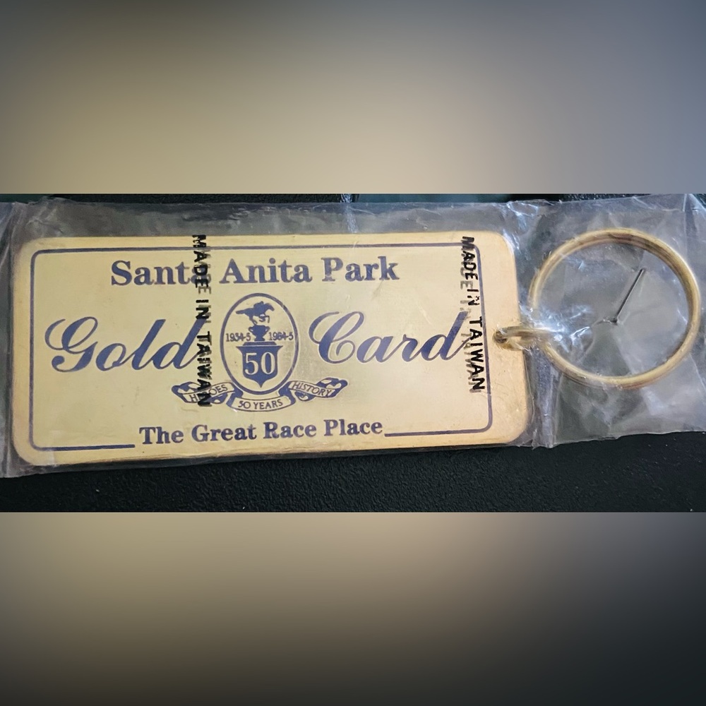 SANTA ANITA Park Gold Card Keychain